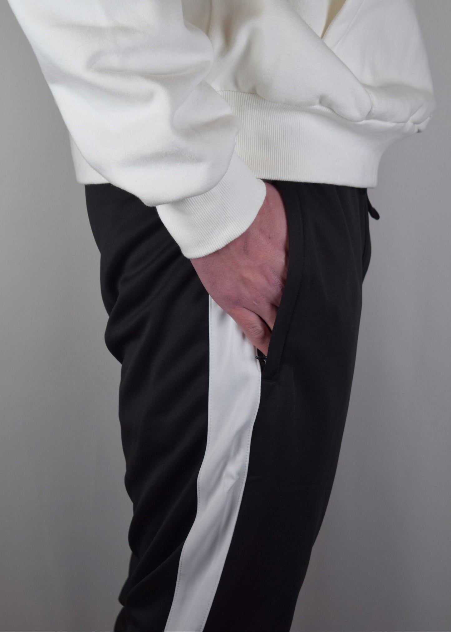 The Flow Track Bottoms